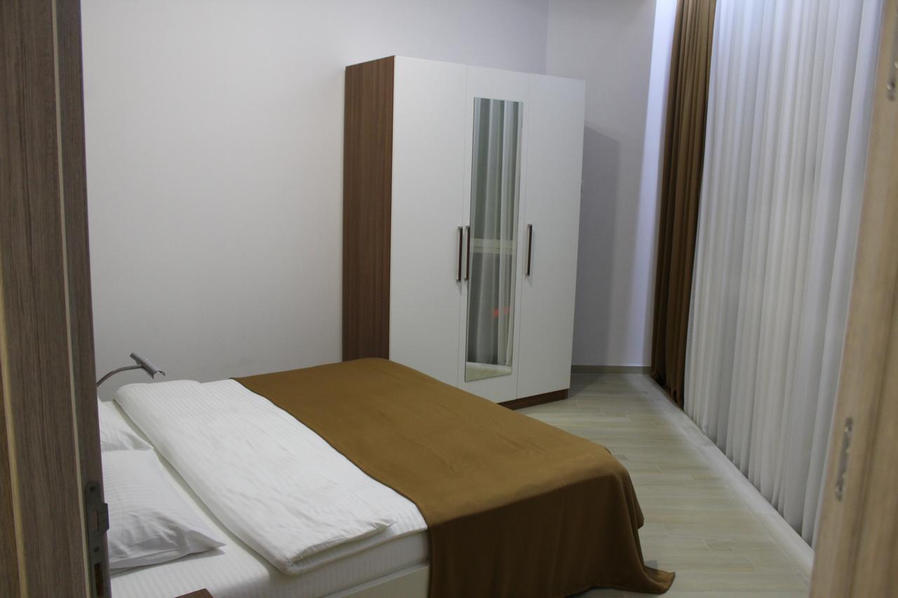 Ideal City Tutin Екстериор снимка